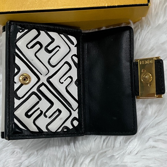 RARE FENDI X JOSHUA VIDES Nappa Matisse FF Embossed Micro Tri-Fold Wallet - Picture 7 of 13